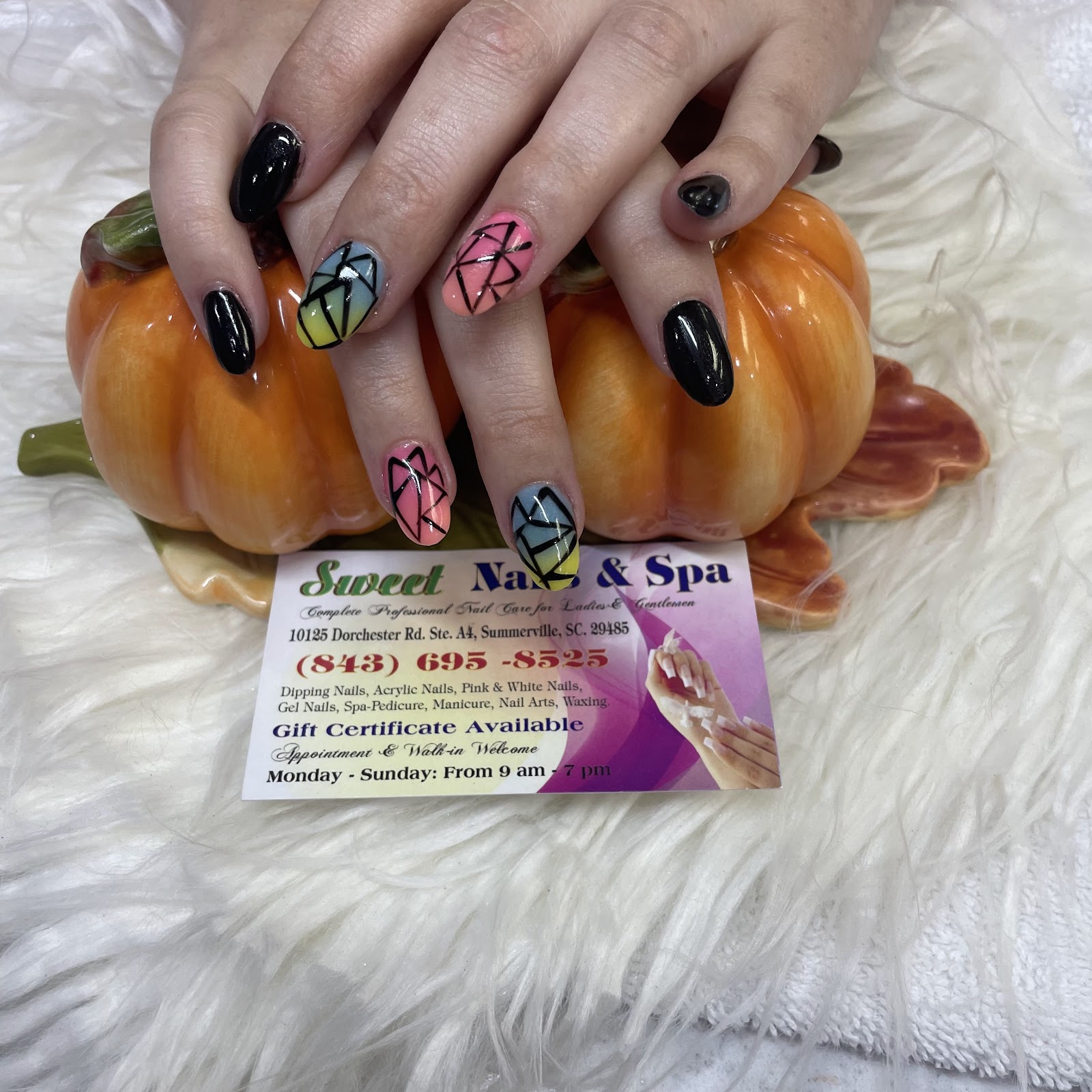 Sweet Nail and Spa nail photo 4